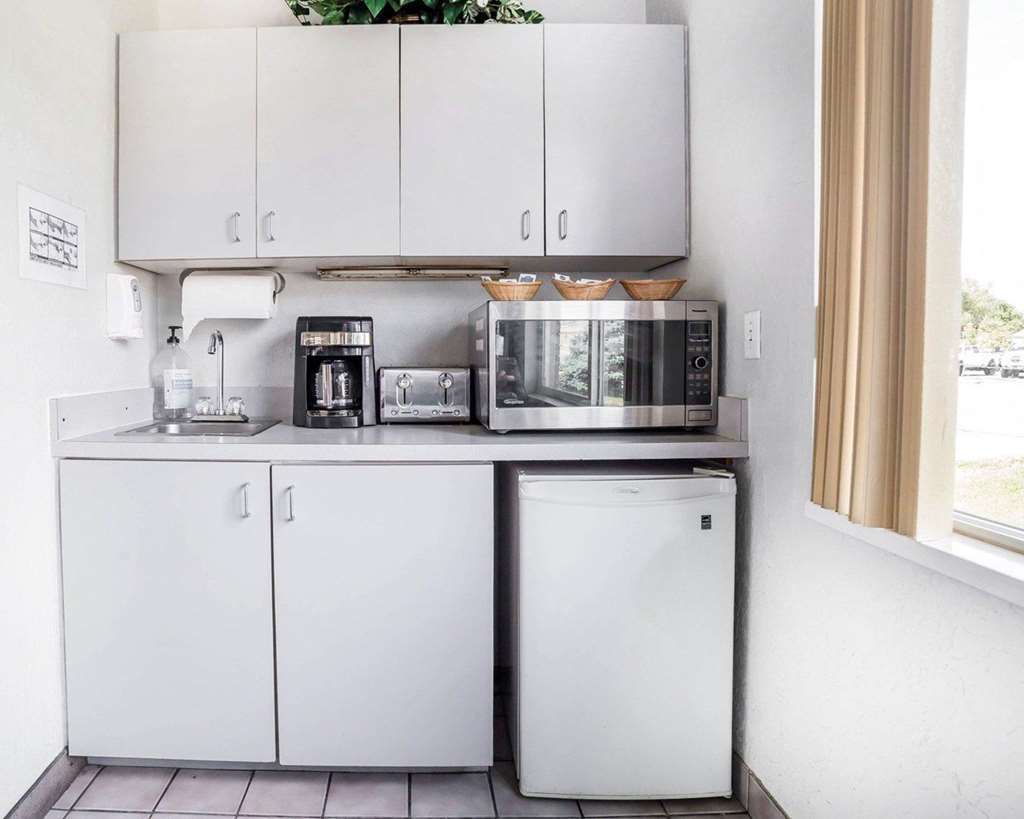 Americas Best Value Inn & Suites Provo Restoran gambar